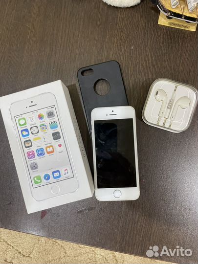 Телефон iPhone