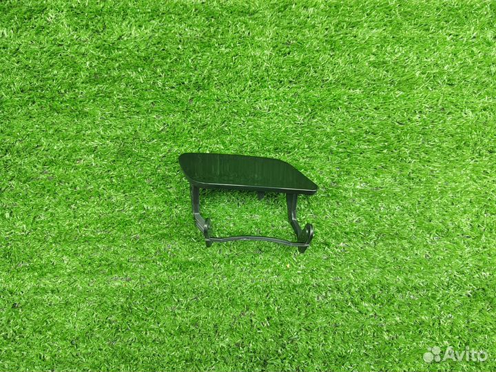 Крышка форсунки омывателя правая Audi Q5 VAG