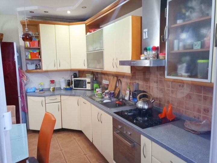 3-к. квартира, 72 м², 5/9 эт.