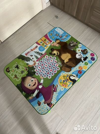 Детский стол со стулом