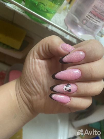 Услуги маникюра