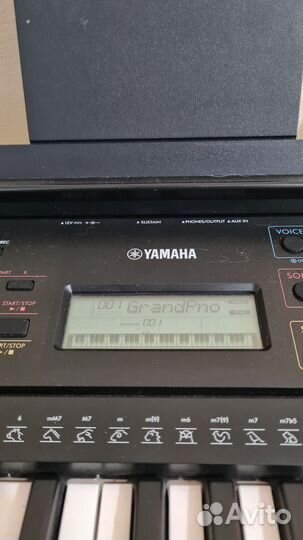 Синтезатор yamaha psr E273
