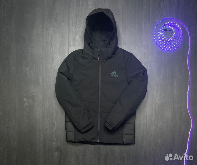 Спортивная куртка Adidas