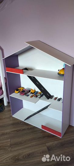 Гараж для машинок