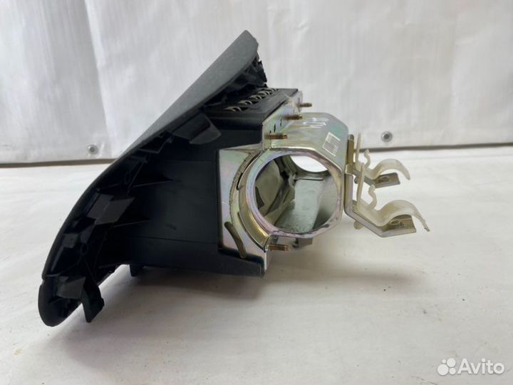 Подушка безопасности пассажира Subaru Forester SG5