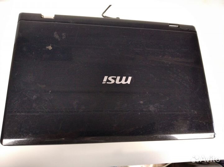 Ноутбук msi i3 и hp2ядра