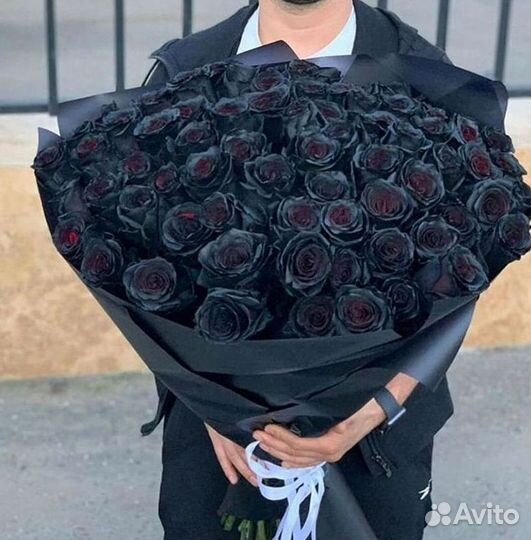 Доставка букетов и цветов. Чёрные розы
