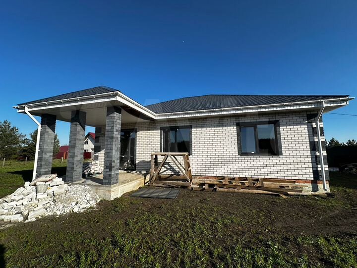 Коттедж 130 м² на участке 10 сот.