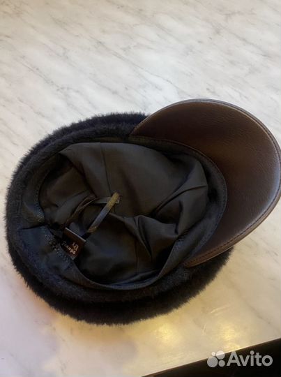 Меховая женская кепка