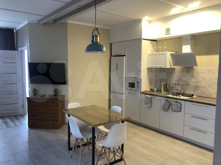 1-к. квартира, 47 м², 1/3 эт.