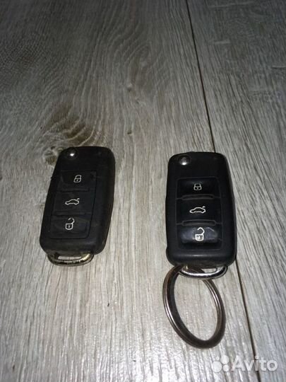 Ключ зажигания Skoda Octavia A5 FL BSE 1.6 2010