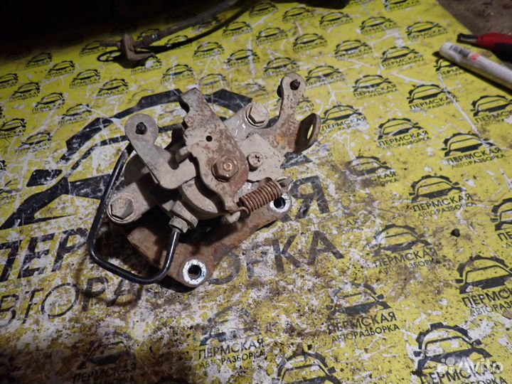 Суппорт тормозной задний левый Citroen Berlingo B9