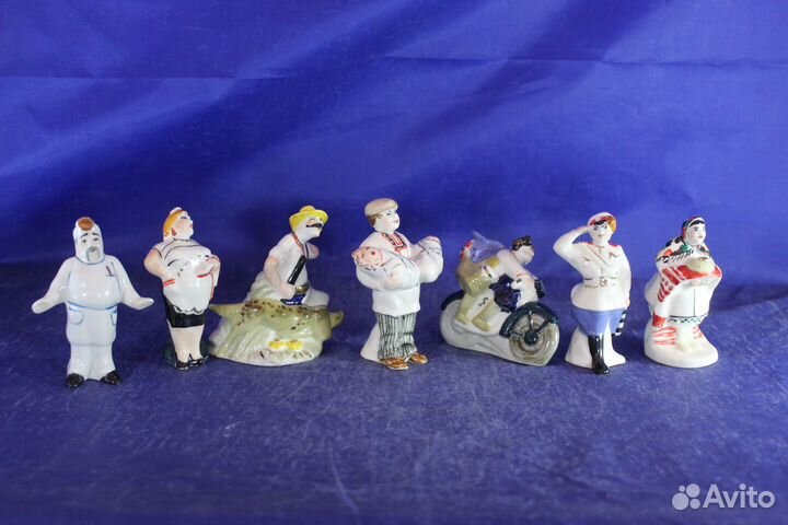 Фарфоровые статуэтки миниатюра Наши профессии будн