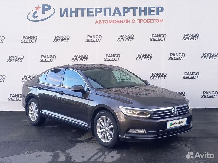 Volkswagen Passat 1.8 AMT, 2015, 205 254 км