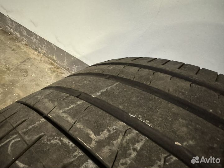 Pirelli P Zero 325/30 R23