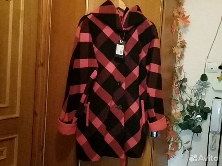 Пальто демисезонное размер 54-56