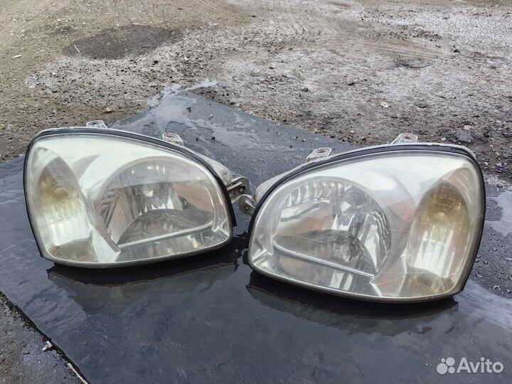 Фары Hyundai Santa Fe