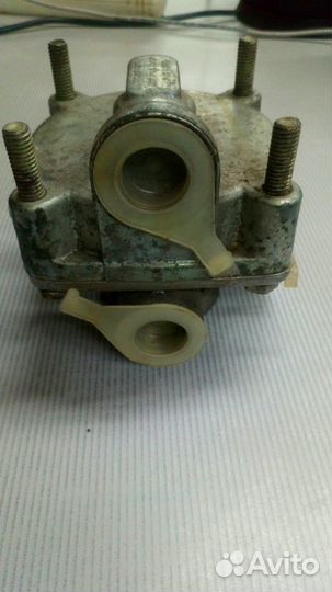 Клапан ускорительный ЗИЛ,камаз,маз (Рославль СССР)