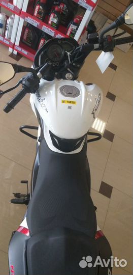 Мотоцикл Bajaj Pulsar 200 NS