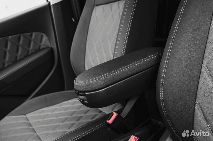 Чехлы на Volkswagen Polo 5