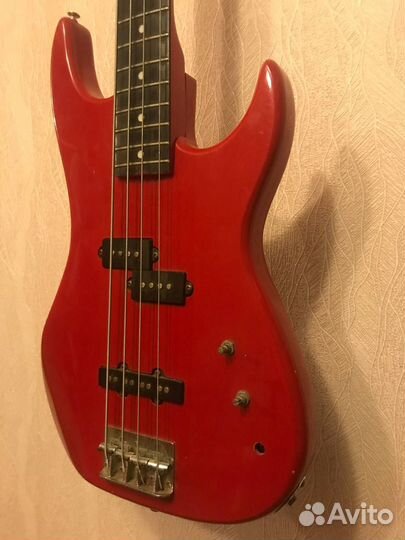 Бас-гитара Flight