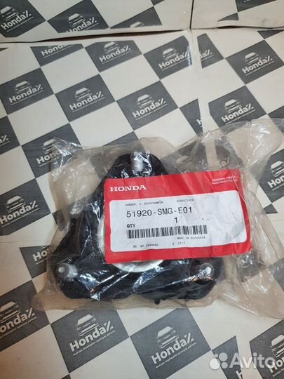 Опора амортизатора Honda Civic 8 5D Хэтчбек