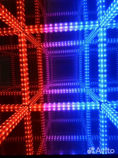 Светодиодный куб бесконечность