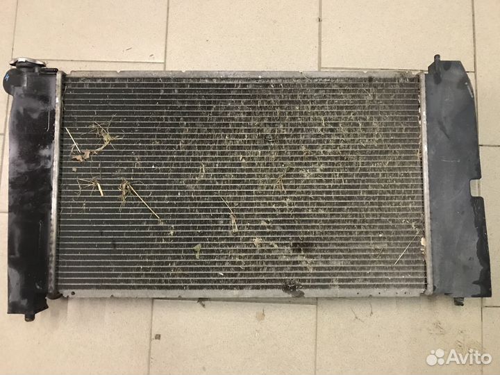 Corolla 120 Радиатор охлаждения двигателя МКПП б.у