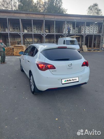Opel Astra 1.6 AT, 2011, 174 541 км