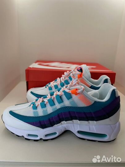 Кроссовки Nike Air Max 95 Essentials