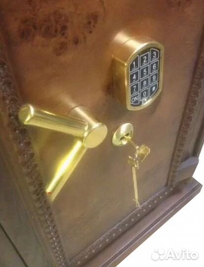 Сейф для документов и денег 