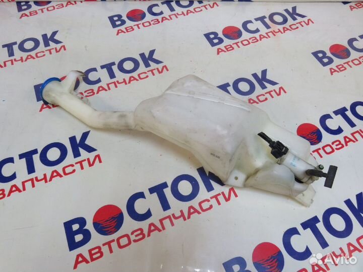 Бачок омывателя honda stepwgn RK1, RK2, RK3, RK4