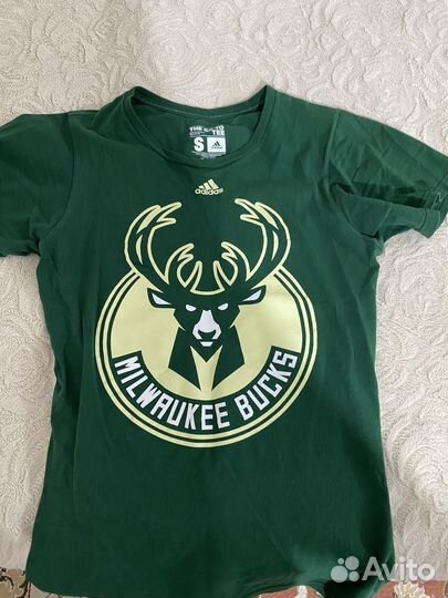 Футболка adidas