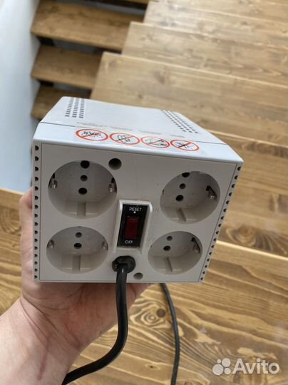 Стабилизатор напряжения TCA1200