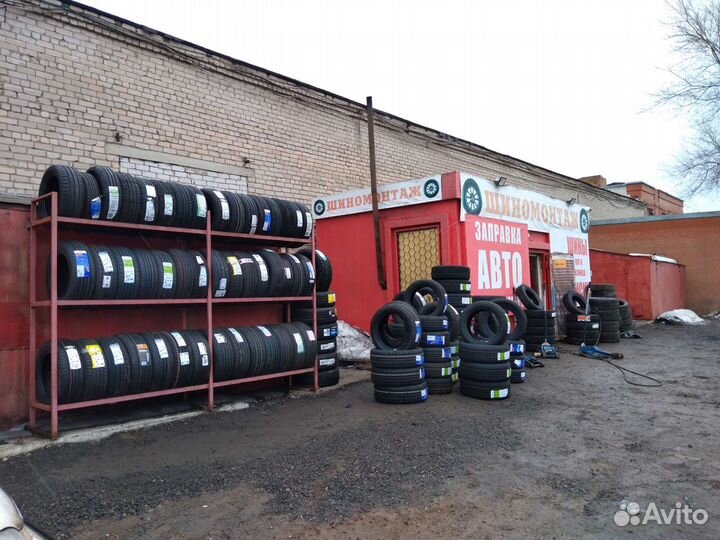 GT Radial Champiro IcePro 3 225/60 R17