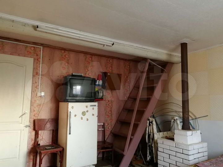 Дом 20 м² на участке 12 сот.