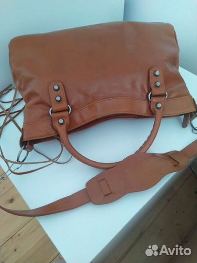 Новые сумки, натуральная кожа Balenciaga, Prada