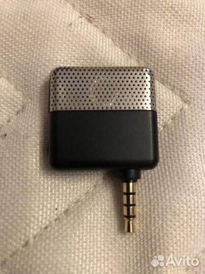 Микрофон для смартфонов iRig Mic Cast