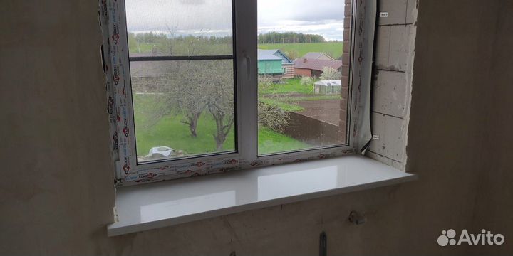 Подоконник из искусственного камня