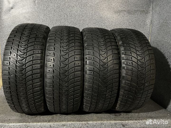 Michelin X-Ice North XIN3 215/55 R17 98T