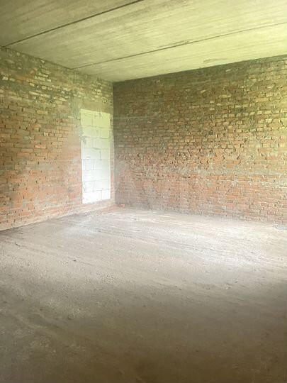 Дом 270 м² на участке 7 сот.