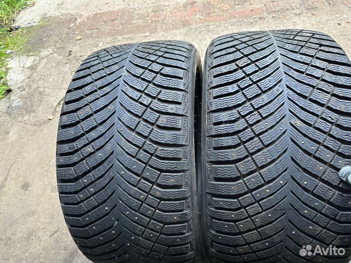 Michelin X-Ice North 4 SUV 275/40 R20 и 315/35 R20 106T