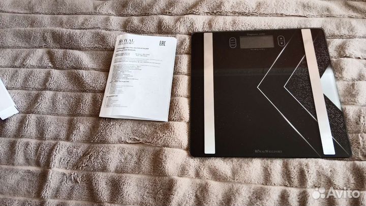 Весы напольные электронные до 180кг