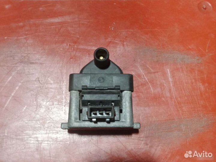 Катушка зажигания Volkswagen Vento седан 2.0I 2E