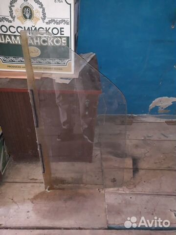 Стекло передней двери на Ниву 21214