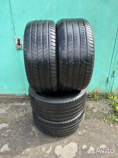 Bridgestone Alenza Sport 275/45 R20 и 305/40 R20