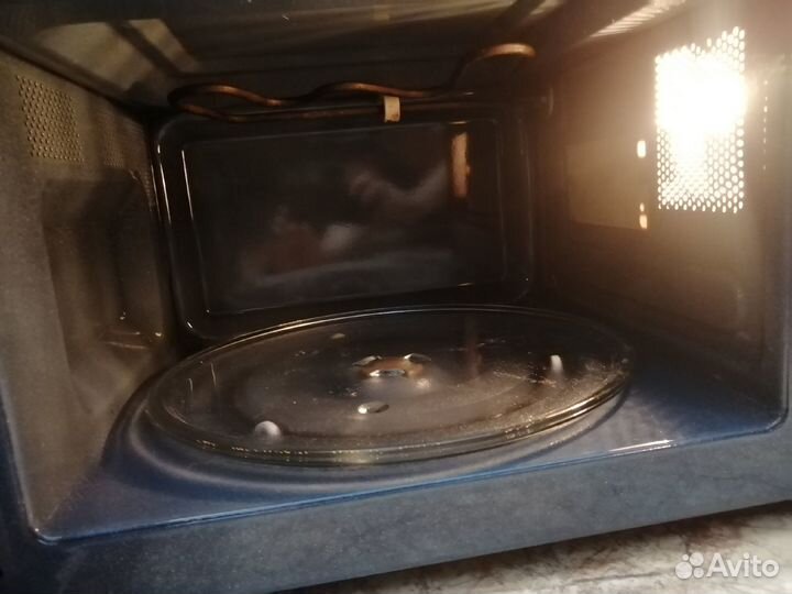 Микроволновая печь Samsung CE2833NR 23л 850wt