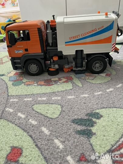 Машины игрушки bruder