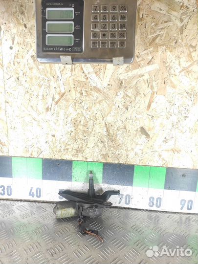 Моторчик стеклоочистителя задний Bmw X5 e70 2007-2013