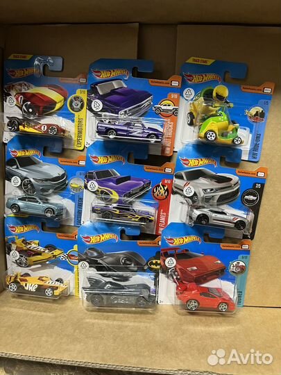 Hot wheels машинки